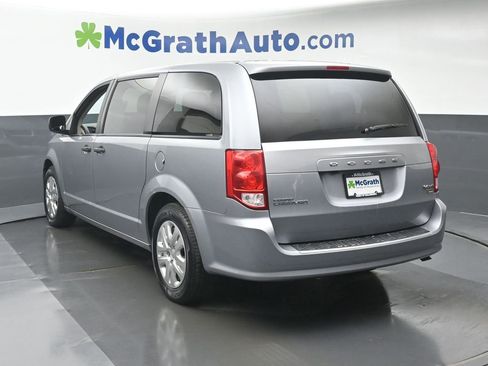 Used 2019 Dodge Grand Caravan SE FWD image 21