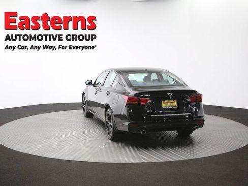 Used 2023 Nissan Altima 2.5 SR AWD/4WD image 39