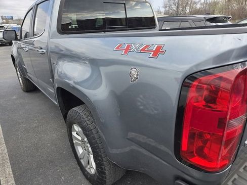 Used 2021 Chevrolet Colorado LT w/ LT Convenience Package AWD/4WD image 6