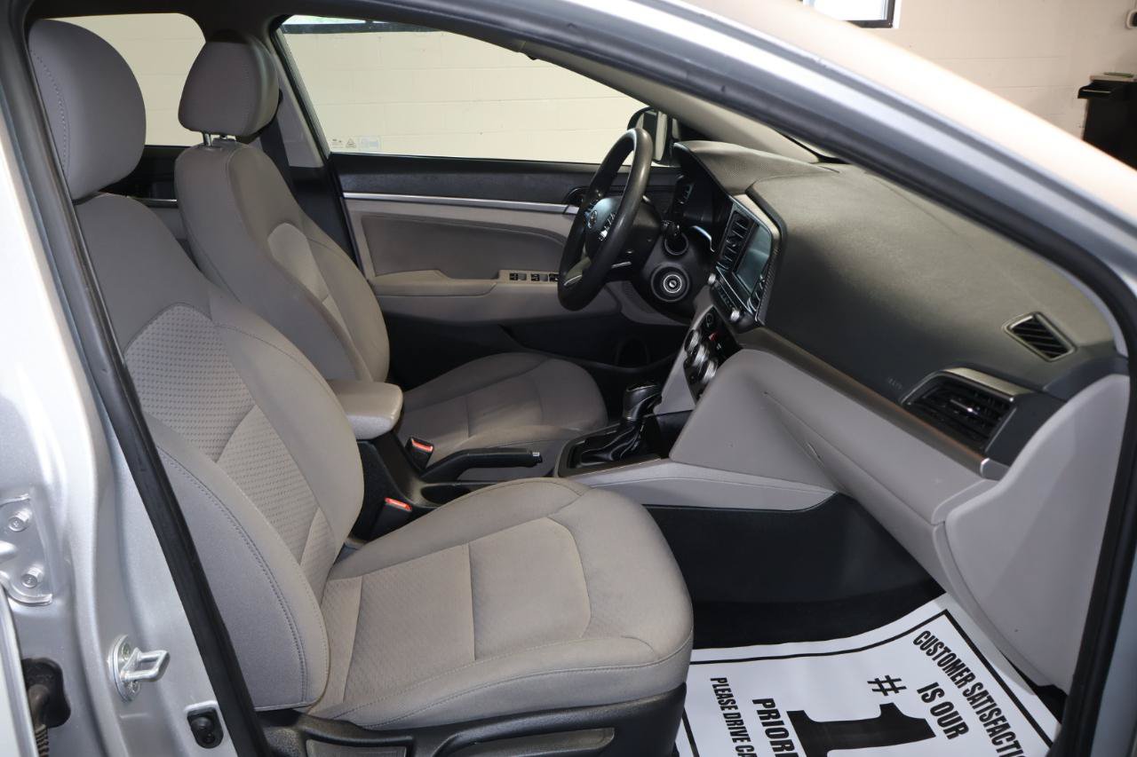 Used 2019 Hyundai Elantra SEL FWD image 22