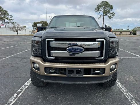 Used 2014 Ford F250 King Ranch w/ King Ranch w/Chrome Package image 3