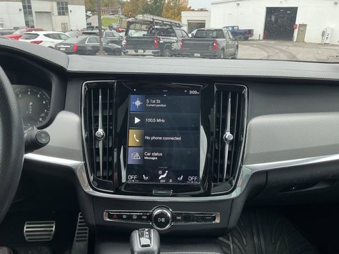 Used 2019 Volvo V90 T5 R-Design w/ Advanced Package image 22