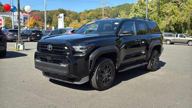 Certified 2025 Toyota 4Runner SR5 AWD/4WD image 3