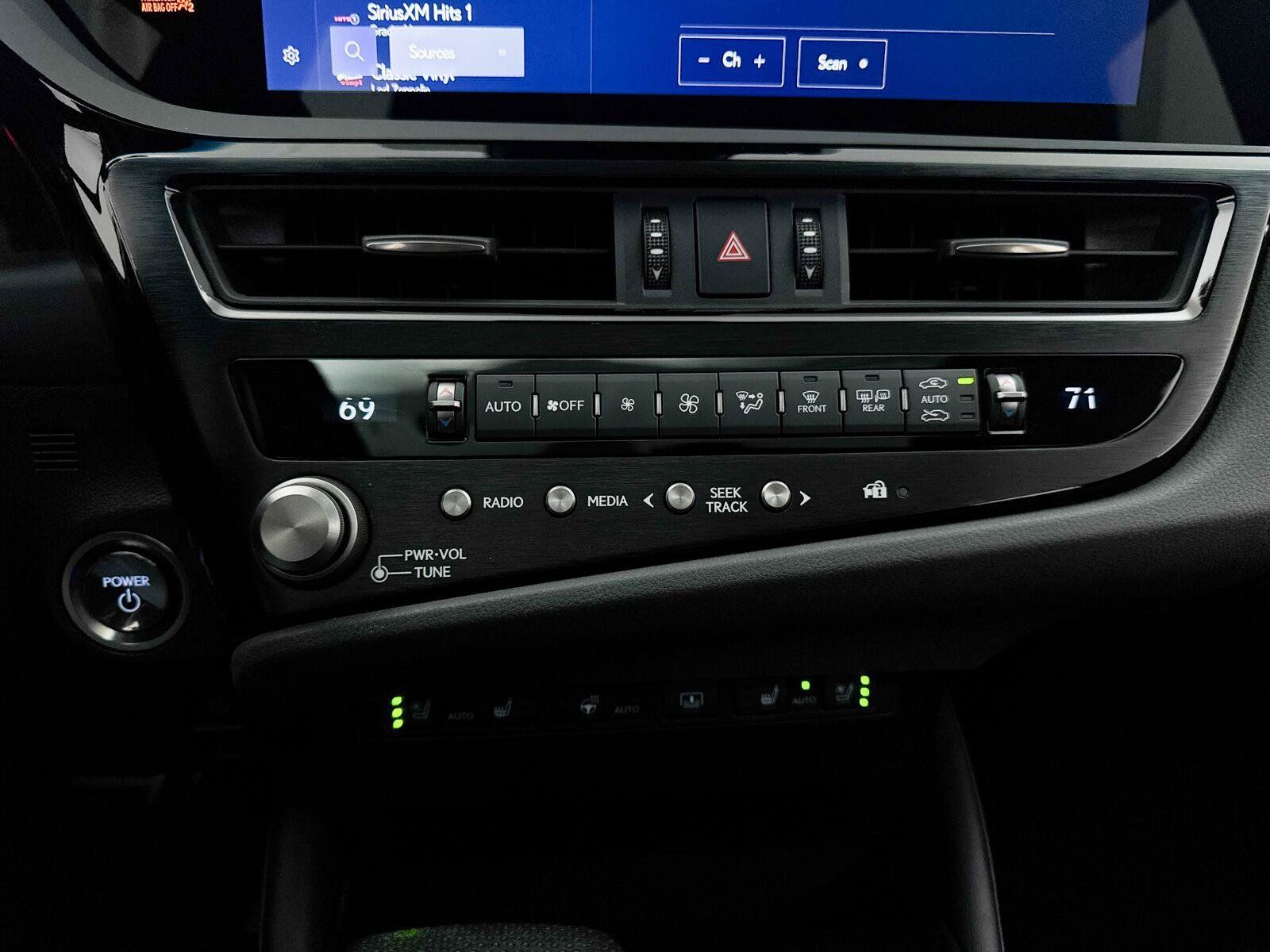 Used 2024 Lexus ES 300h F Sport w/ Accessory Package (Z1) FWD image 25