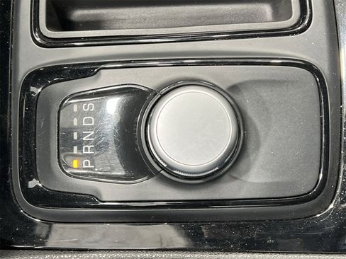 Used 2022 Chrysler 300 S image 20