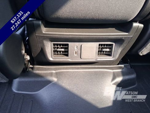 Used 2024 Chevrolet Silverado 1500 Custom Trail Boss w/ LPO, Dark Essentials Package AWD/4WD image 31