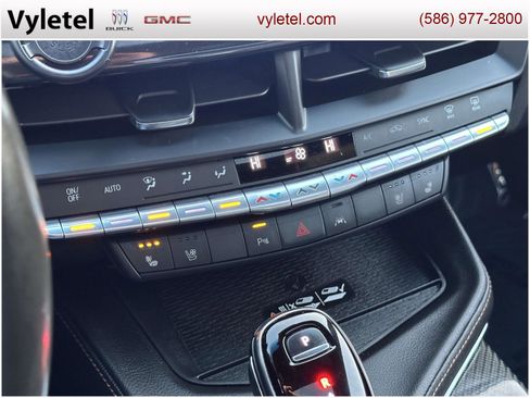 Used 2023 Cadillac CT4 V w/ Technology Package image 29