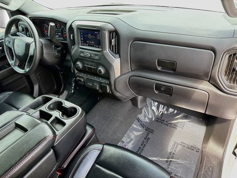 Used 2024 Chevrolet Silverado 1500 Custom Trail Boss w/ LPO, Dark Essentials Package AWD/4WD image 14