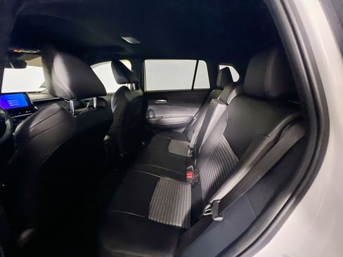 Used 2024 Toyota Corolla Cross XSE w/ Convenience Package image 29