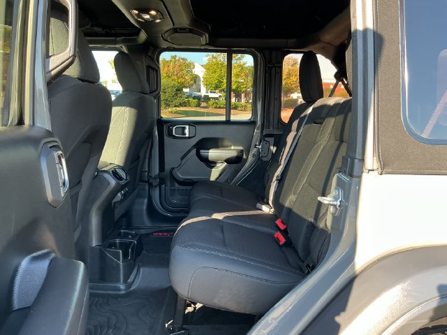 Used 2019 Jeep Wrangler Unlimited Sport S AWD/4WD image 25