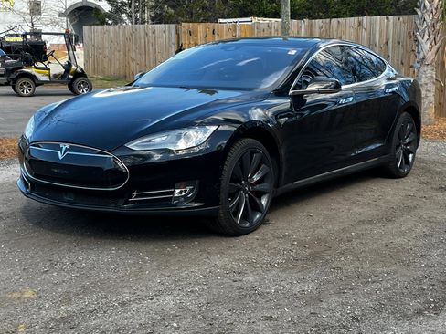Used 2015 Tesla Model S P85D image 5