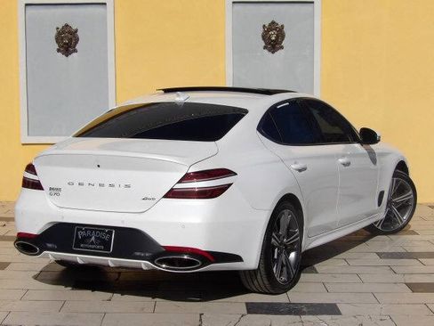 Used 2024 Genesis G70 2.5T w/ Sport Prestige Package image 8