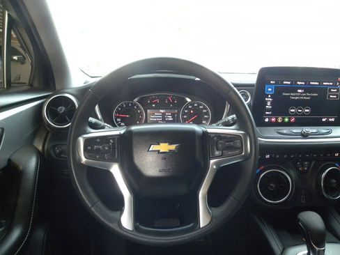 Used 2024 Chevrolet Blazer LT w/ Convenience Package FWD image 25