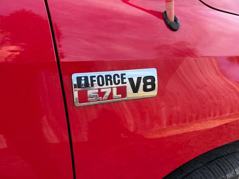 Used 2011 Toyota Tundra 4x4 Double Cab w/ Tow Pkg image 7