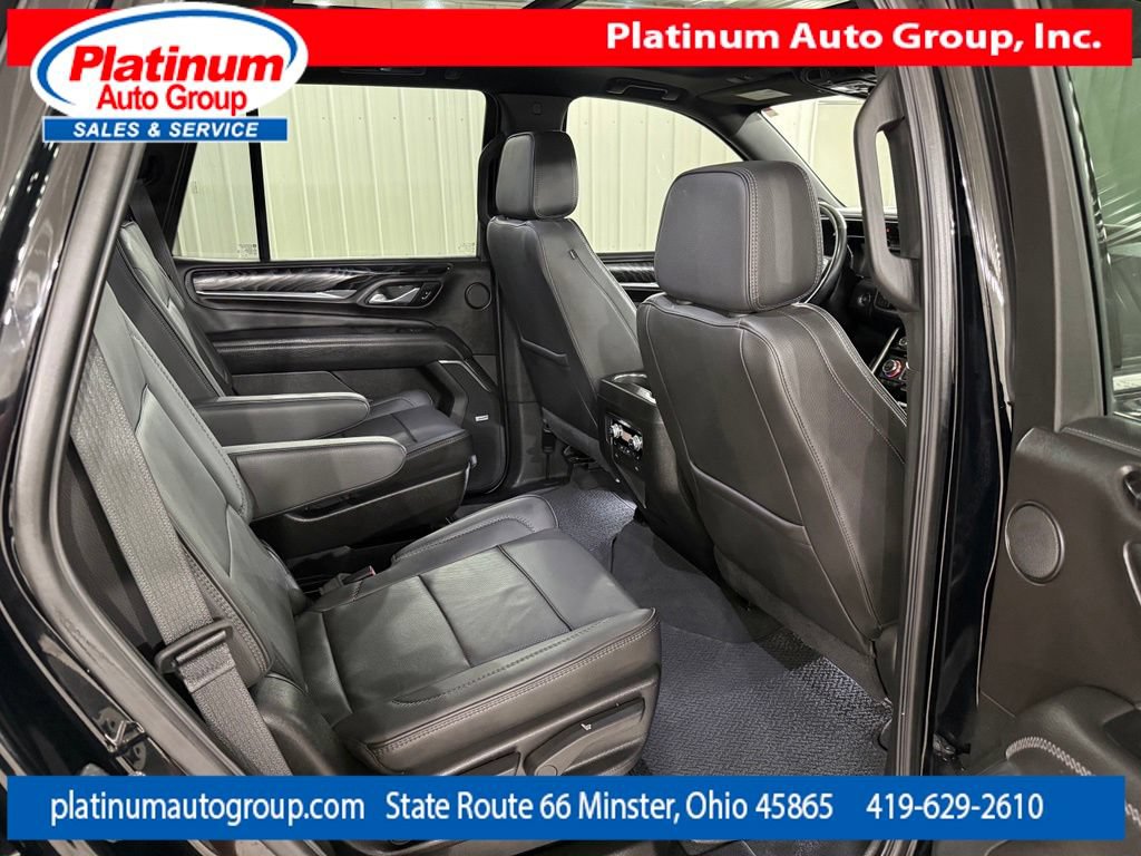 Used 2021 GMC Yukon Denali w/ Denali Premium Package AWD/4WD image 39