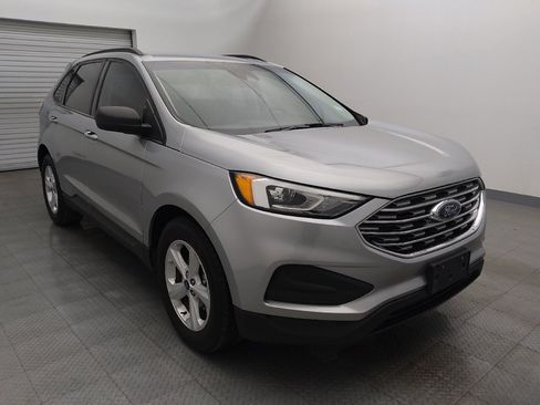 Used 2020 Ford Edge SE image 13