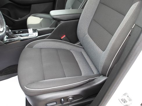 Certified 2024 Chevrolet TrailBlazer LT w/ Convenience Package image 15