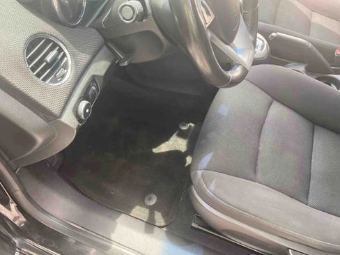 Used 2014 Chevrolet Cruze LT w/ All-Star Edition FWD image 15