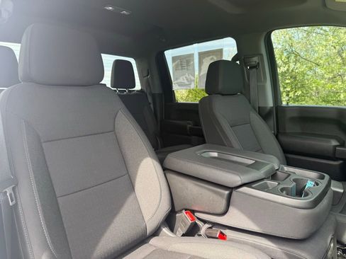 Used 2025 Chevrolet Silverado 2500 Custom w/ Custom Value Package AWD/4WD image 22