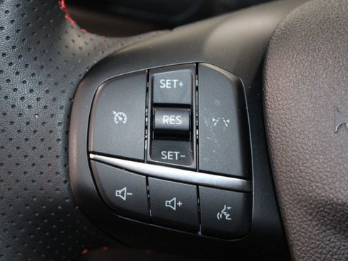Used 2025 Ford Escape ST-Line Select w/ Class II Trailer Tow Package AWD/4WD image 21