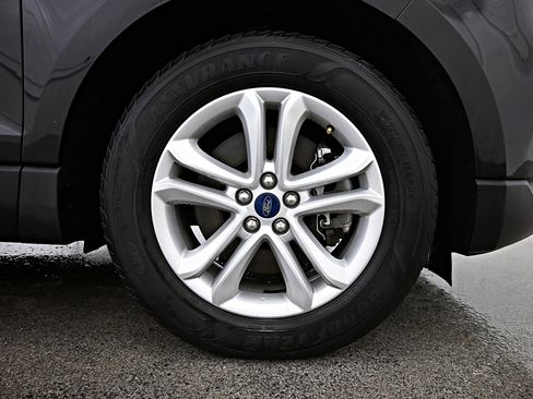 Used 2020 Ford Edge SEL w/ Cold Weather Package image 35