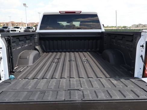 Used 2024 GMC Sierra 2500 SLE w/ SLE Value Package; AWD/4WD image 7