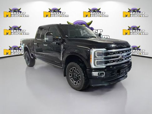 Used 2023 Ford F250 Platinum AWD/4WD image 3