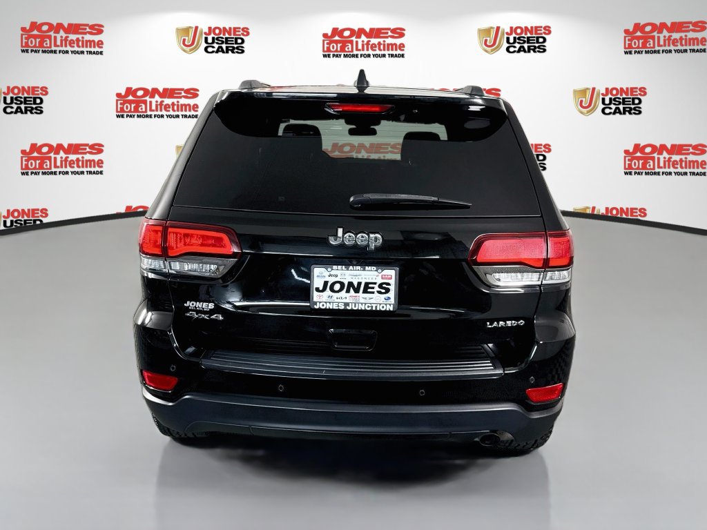 Used 2021 Jeep Grand Cherokee Laredo AWD/4WD image 14