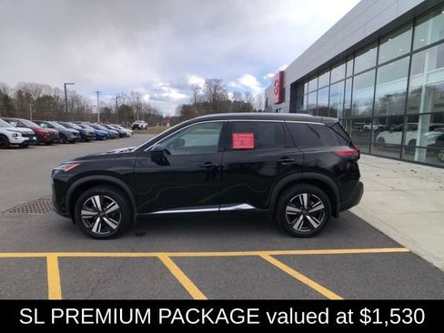 Certified 2023 Nissan Rogue SL w/ SL Premium Package AWD/4WD image 3