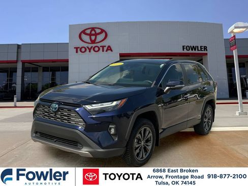 Used 2023 Toyota RAV4 Limited AWD/4WD image 2