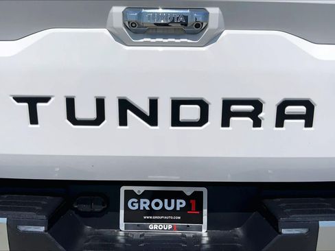 Used 2023 Toyota Tundra Limited w/ Power Package AWD/4WD image 10