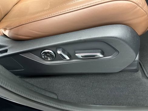 Used 2023 Acura MDX SH-AWD w/ Technology Package image 7