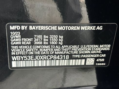 Used 2024 BMW i7 xDrive60 AWD/4WD image 22