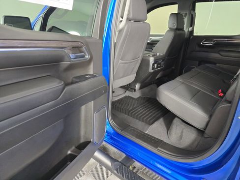 Used 2024 Chevrolet Silverado 1500 LTZ w/ Technology Package image 35