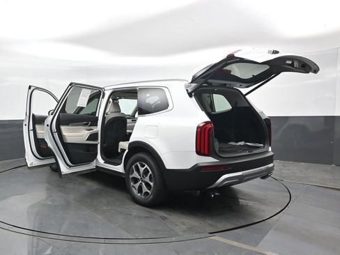 Used 2020 Kia Telluride EX FWD image 49
