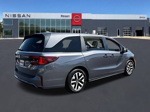 Used 2025 Honda Odyssey EX-L image 3