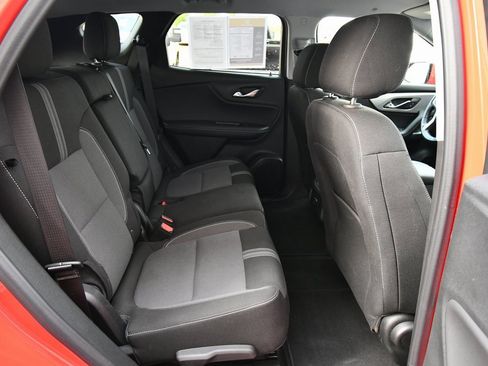 Certified 2025 Chevrolet Blazer LT image 15