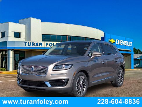Used 2019 Lincoln Nautilus Reserve image 1