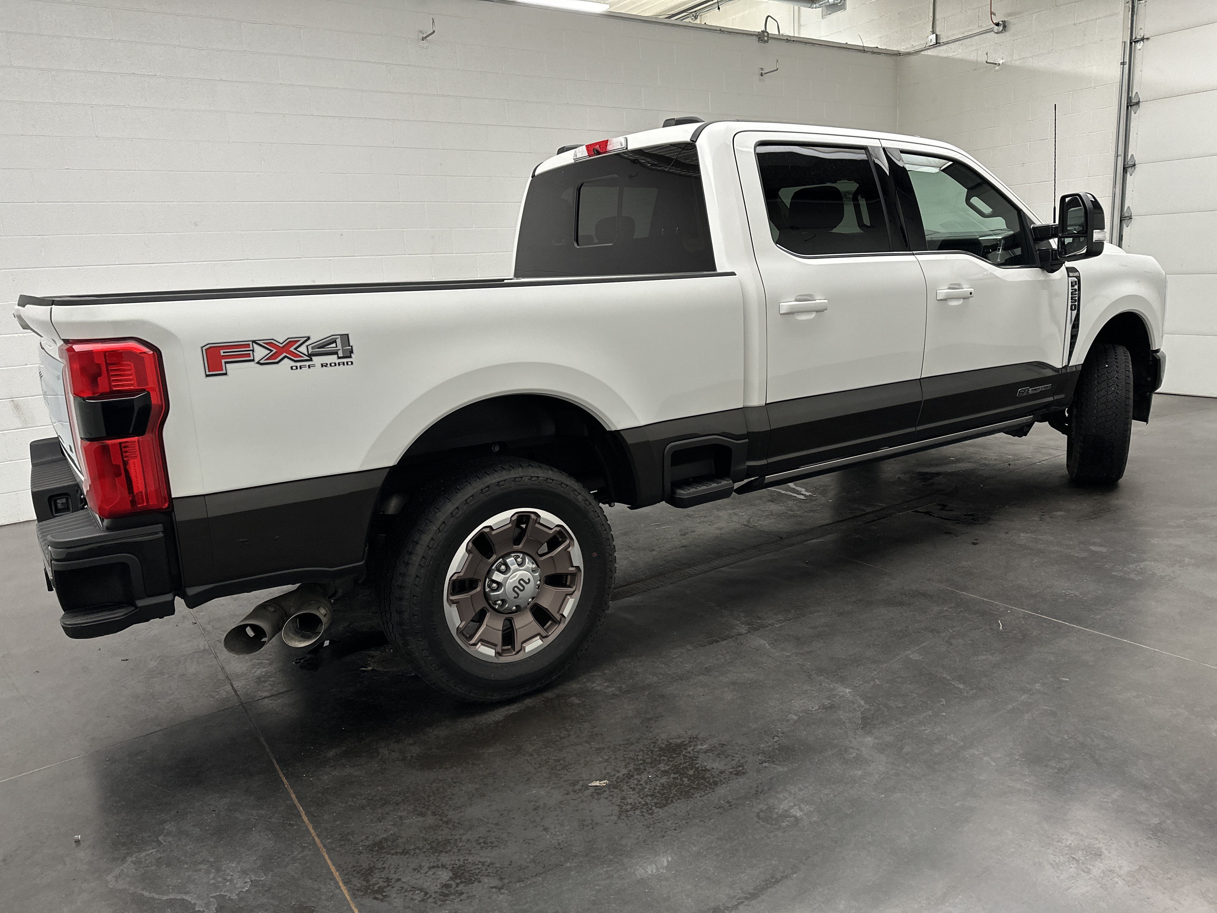 Used 2024 Ford F250 King Ranch AWD/4WD image 11