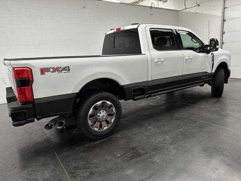 Used 2024 Ford F250 King Ranch AWD/4WD image 11
