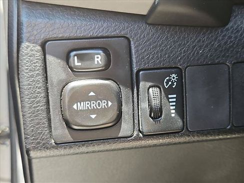 Used 2018 Toyota Corolla LE w/ LE Premium Package FWD image 14