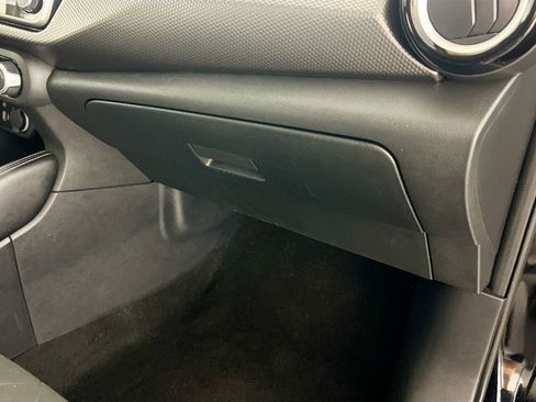 Used 2020 Nissan Kicks SV image 35