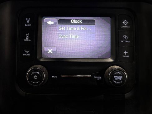 Used 2021 RAM 2500 Tradesman w/ Chrome Appearance Group image 6