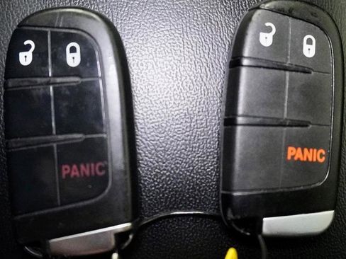 Used 2018 Dodge Journey Crossroad image 33