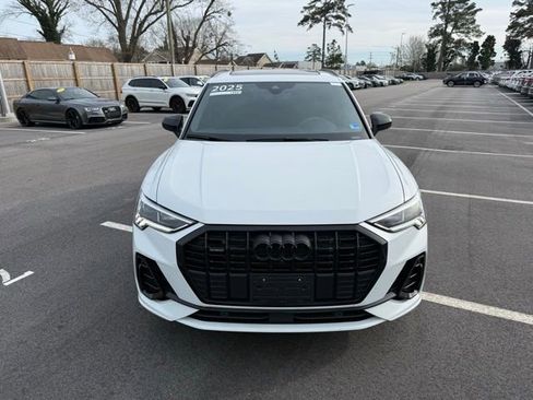 Used 2025 Audi Q3 2.0T Premium Plus image 2