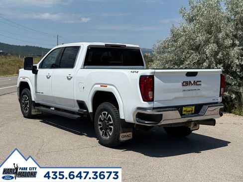 Used 2020 GMC Sierra 2500 SLE w/ Preferred Package AWD/4WD image 3