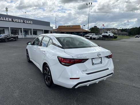 Used 2024 Nissan Sentra SV FWD image 12