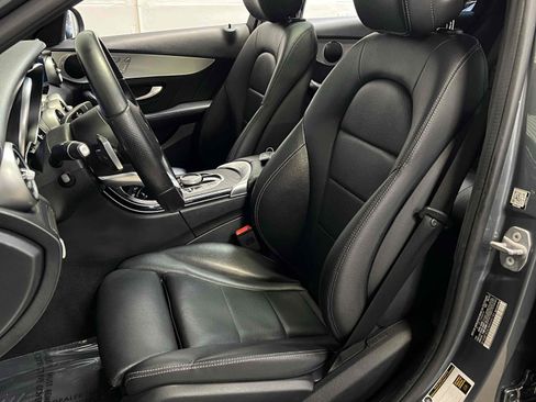 Used 2021 Mercedes-Benz C 300 Sedan image 28