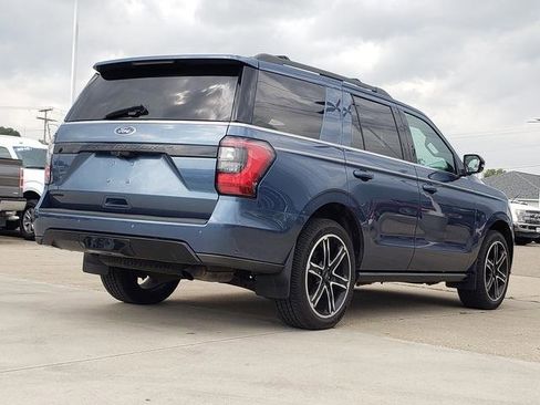 Certified 2019 Ford Expedition Limited w/ Equipment Group 303A image 9