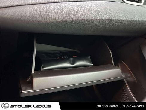 Used 2021 Toyota Corolla LE image 40